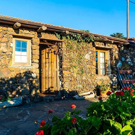 Geranios Rojos II Guest House Las Rosas  Exterior photo